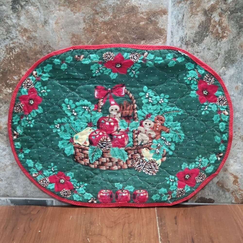 Vintage Ginger Bread Men Candy Canes Placemats Oval Green Quilted Set of 5